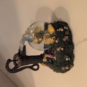 Boyds Bear Musical Decorative Accent Charming Bear Water Globe with Flowers